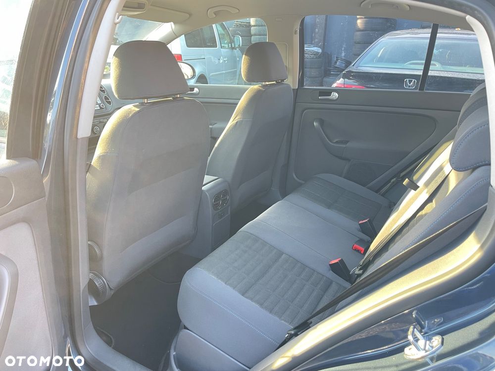 Volkswagen Golf Plus 1.9 TDI Tour - 23