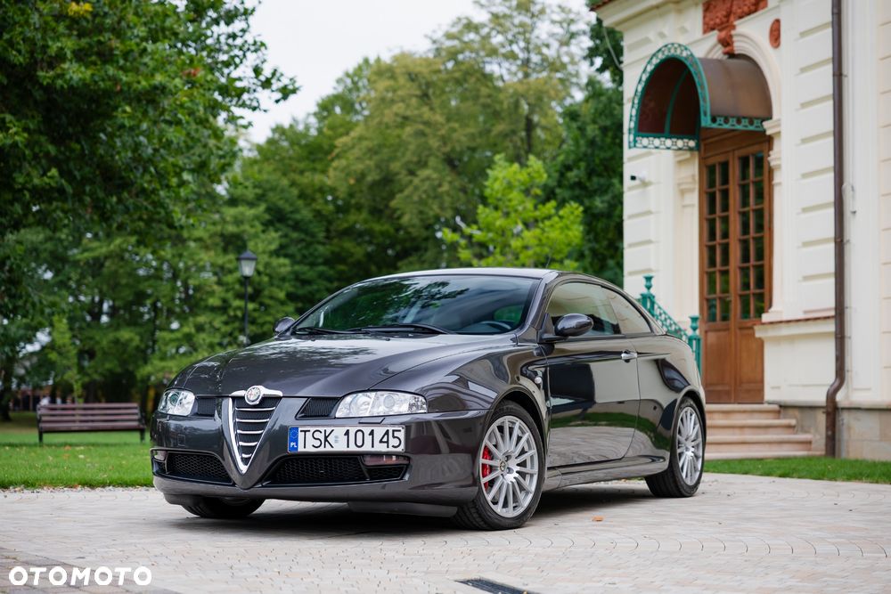 Alfa Romeo GT - 2