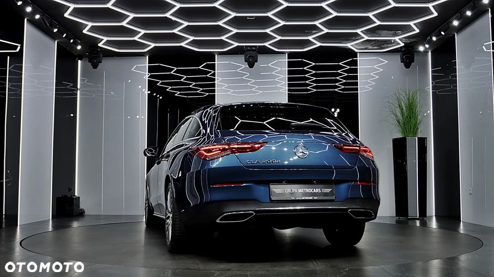 Mercedes-Benz CLA 200 d 8G-DCT - 6