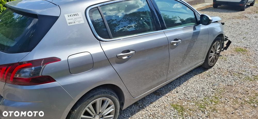 Peugeot 308 - 5