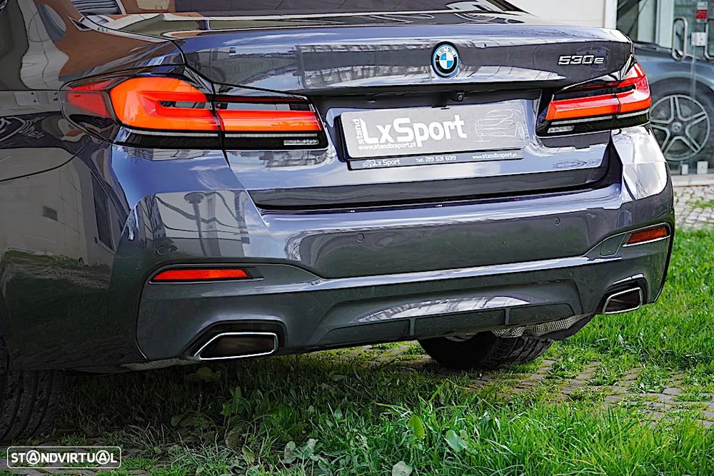 BMW 530 e Pack M - 45