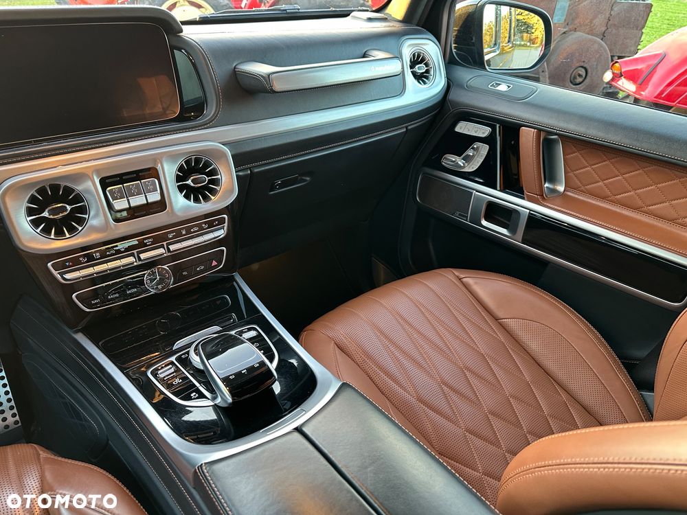 Mercedes-Benz Klasa G 500 9G-TRONIC - 18
