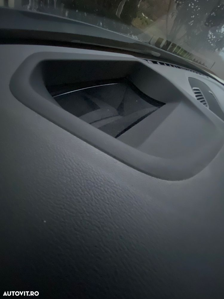 BMW Seria 5 520d xDrive AT - 19