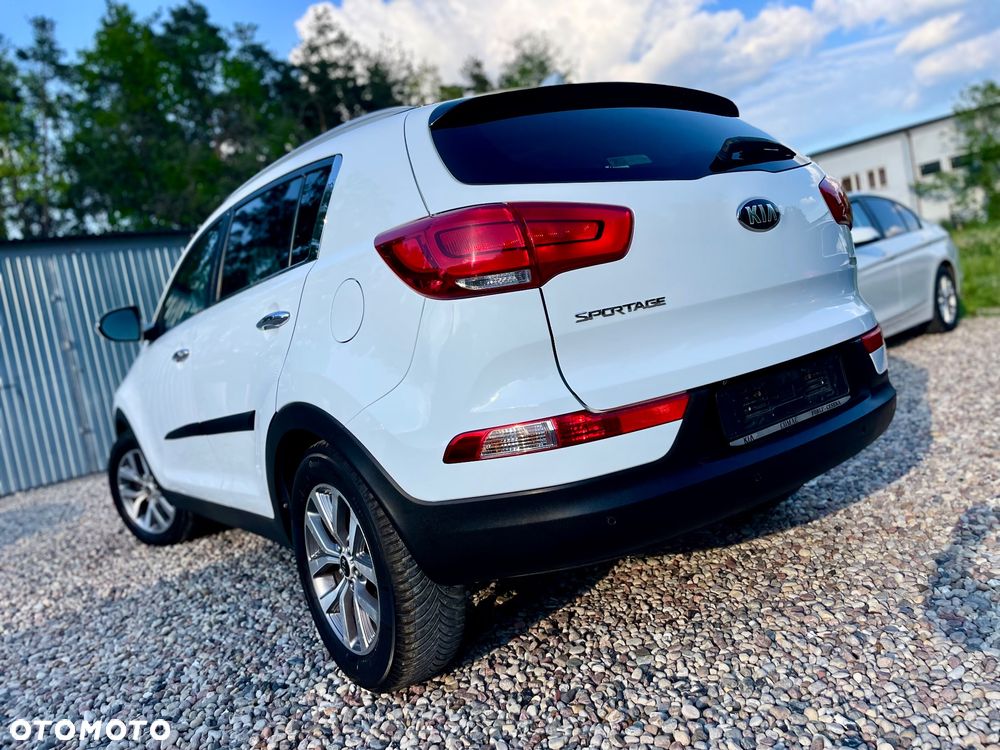 Kia Sportage 1.6 GDI 2WD ISG Dream-Team Edition - 4