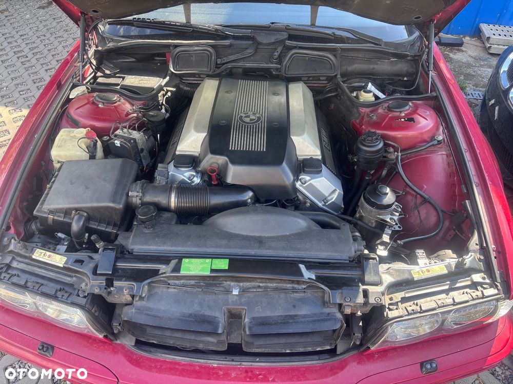BMW Seria 7 740i - 28