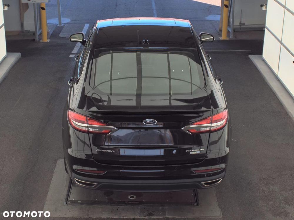 Ford Fusion - 7
