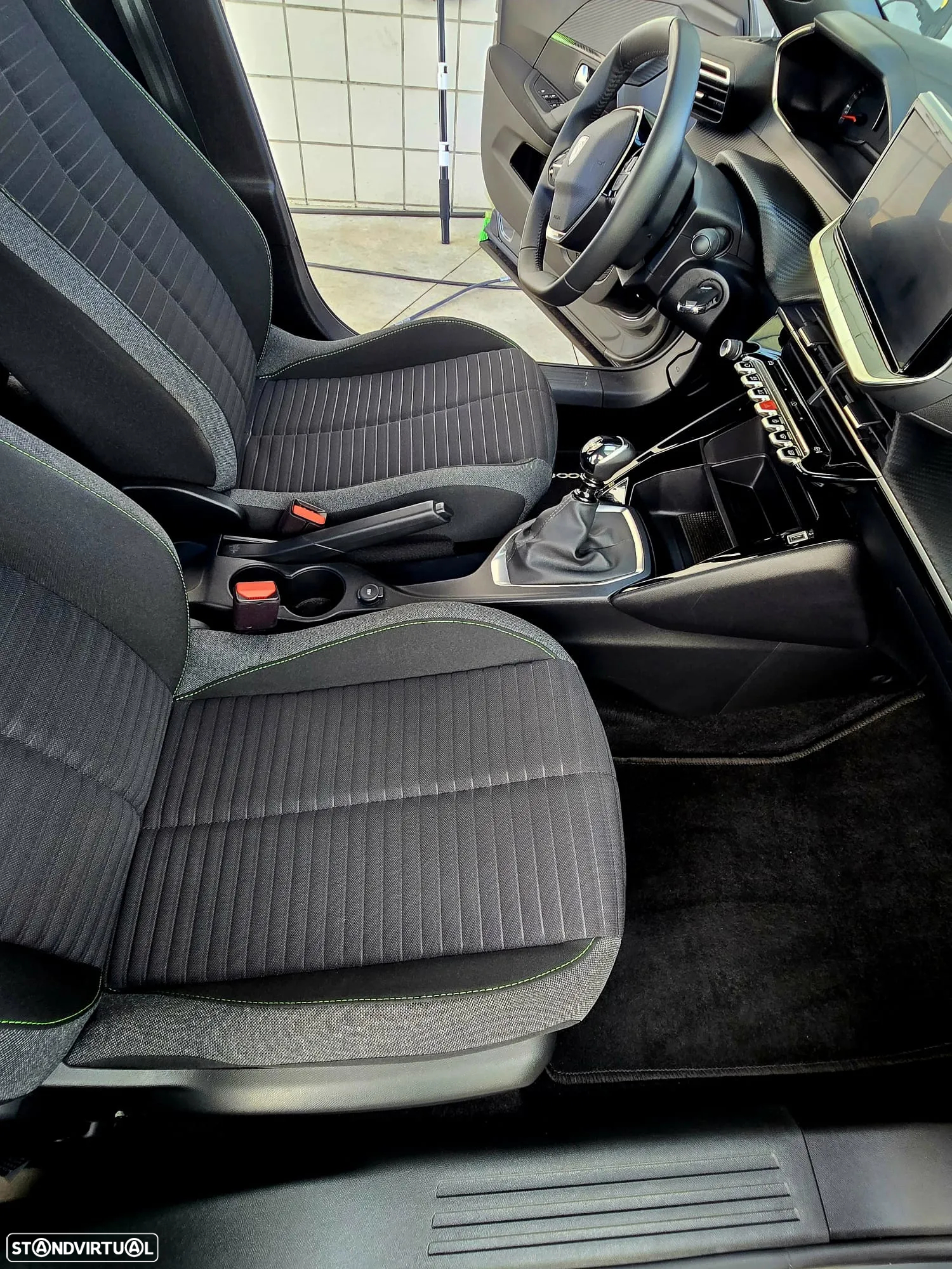 Peugeot 2008 1.2 PureTech Active - 9