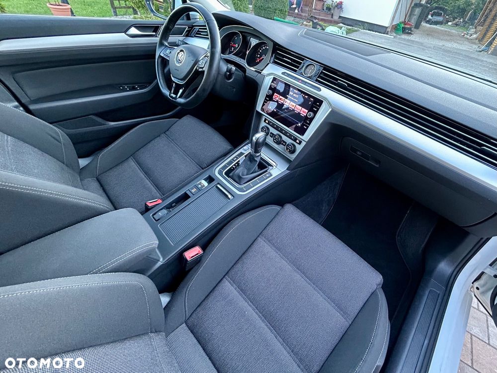 Volkswagen Passat 2.0 TDI BMT Comfortline DSG7 - 25