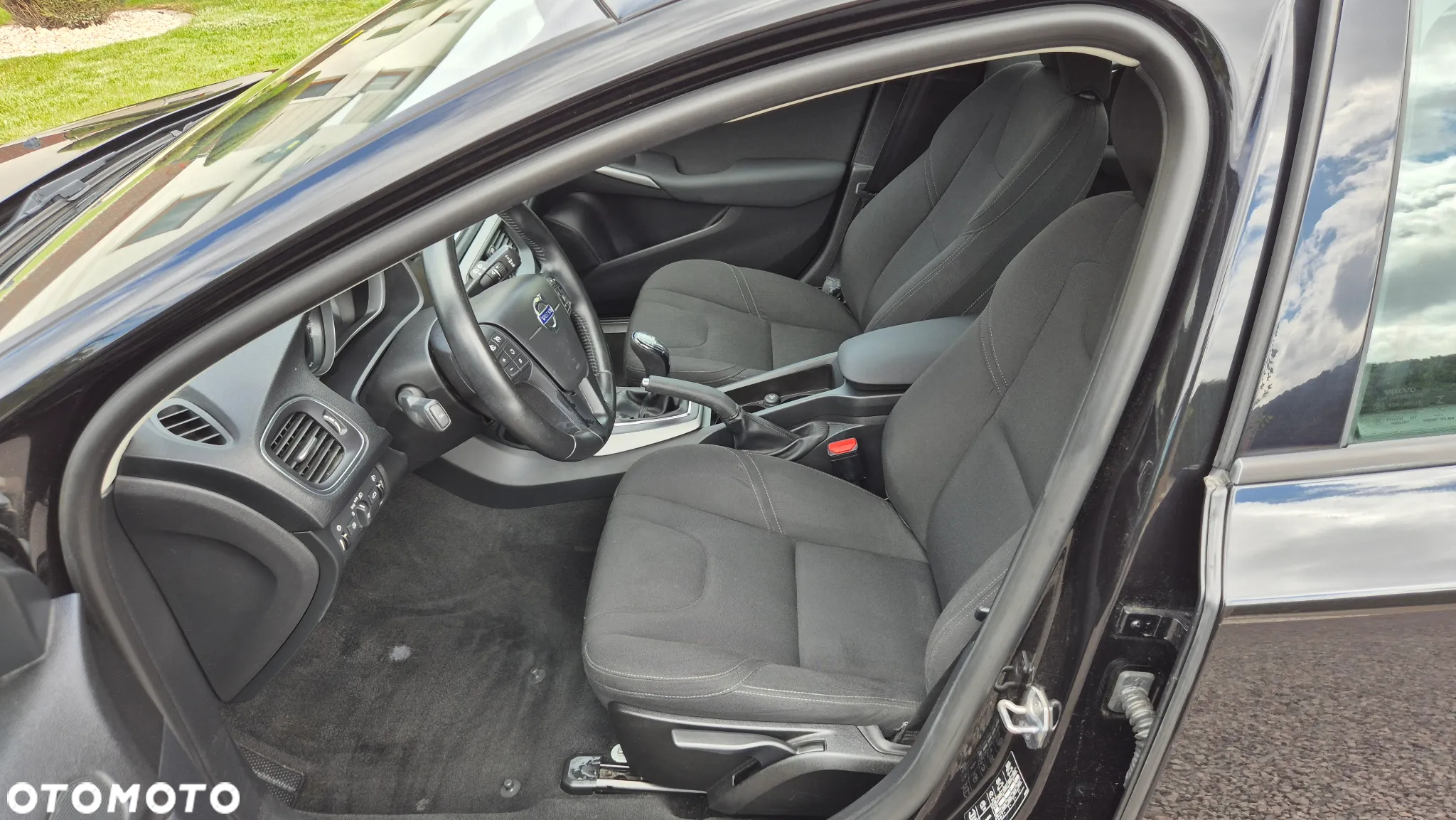 Volvo V40 D2 - 13