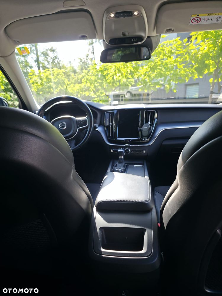 Volvo XC 60 D4 Momentum - 14
