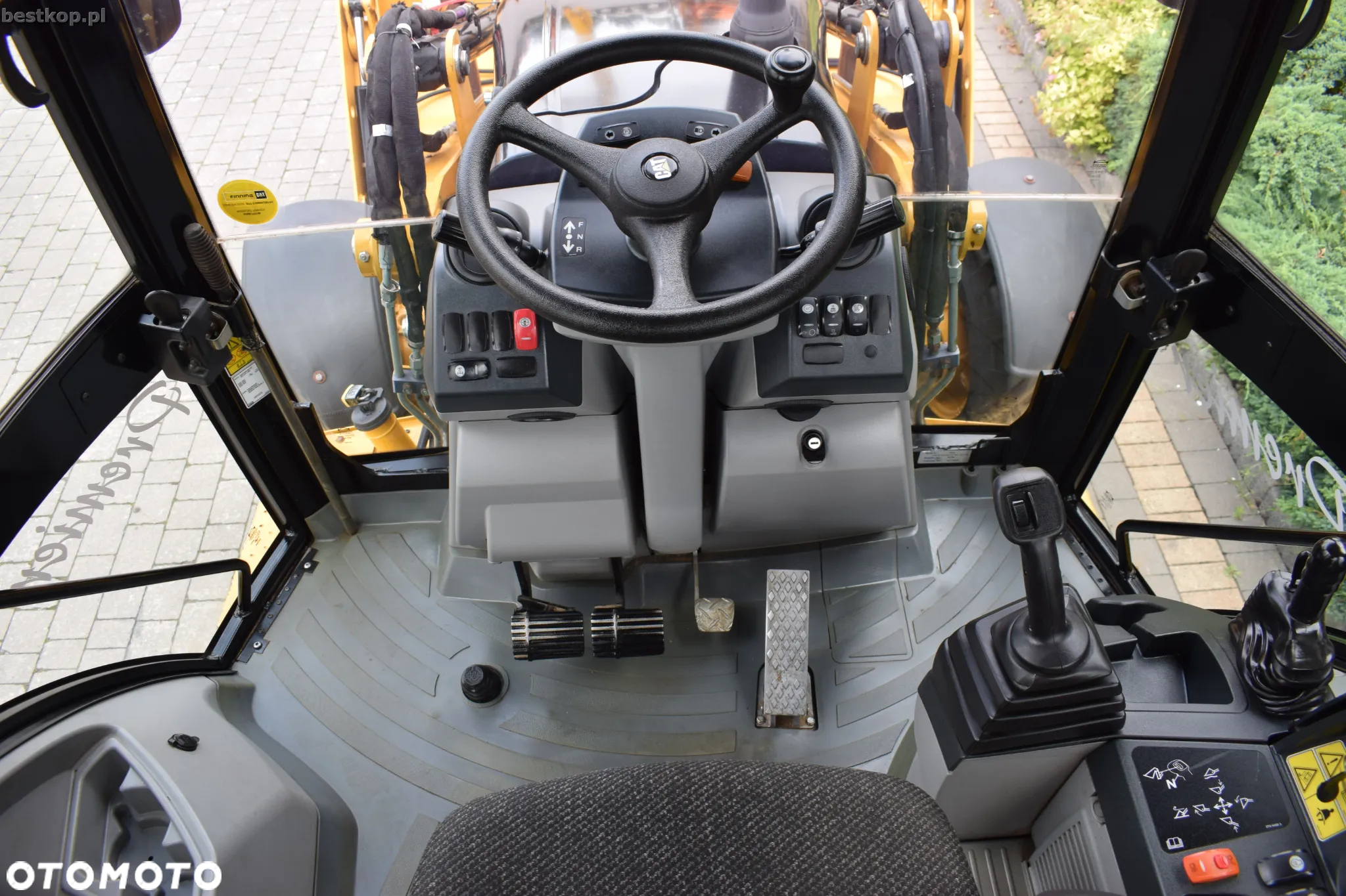 Caterpillar CAT 432E Premier - 26