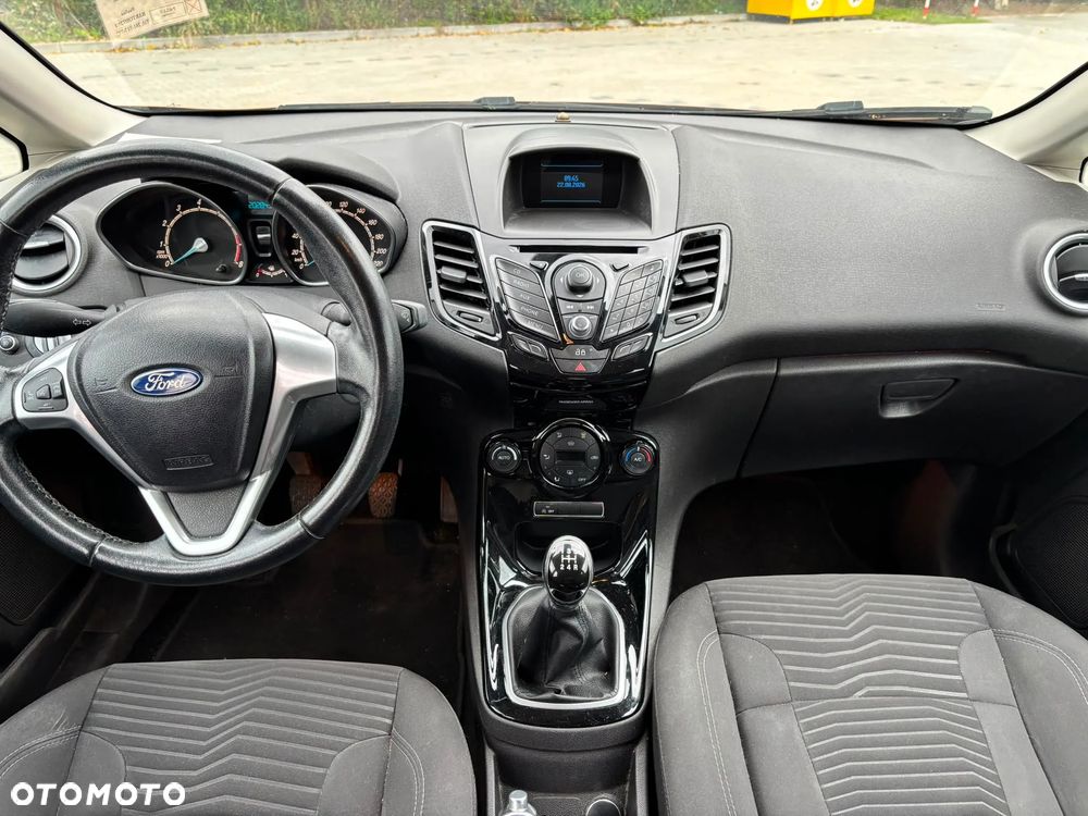 Ford Fiesta 1.0 EcoBoost Titanium - 14
