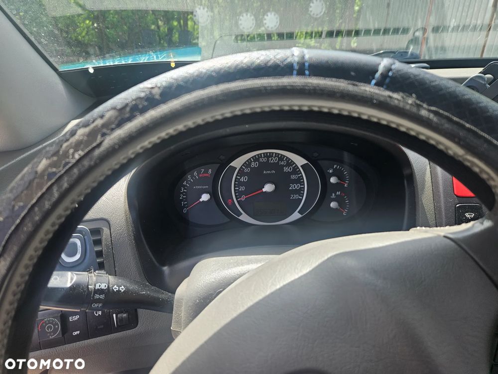 Hyundai Tucson 2.0 Comfort 2WD - 2