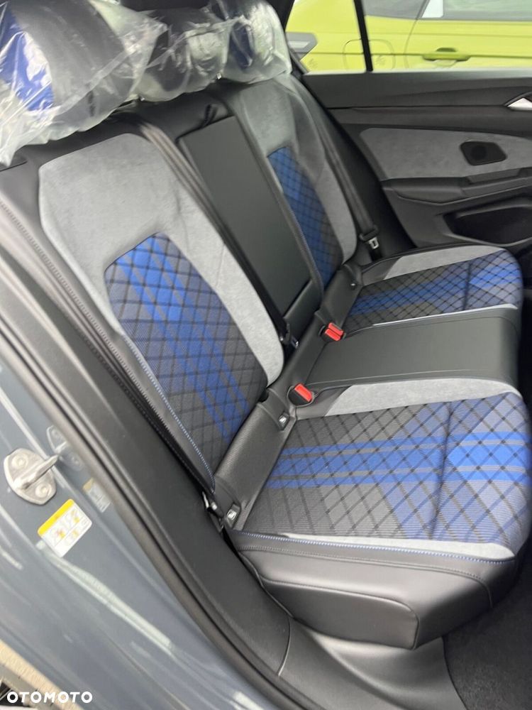 Volkswagen Golf - 7