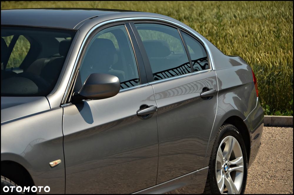 BMW Seria 3 318d - 10
