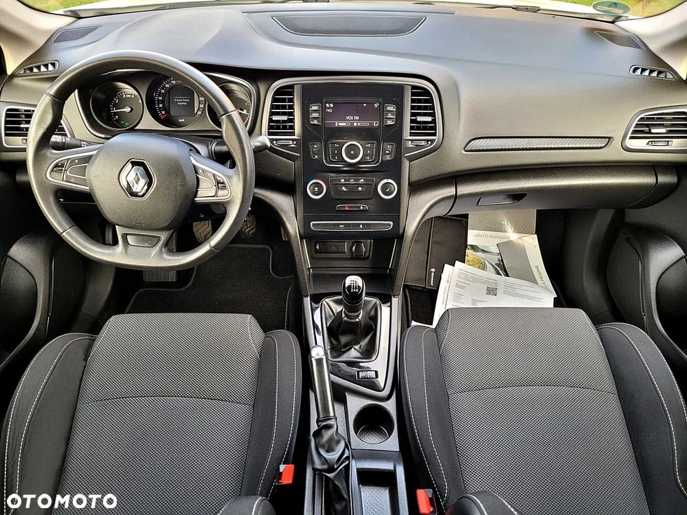 Renault Megane TCe 115 GPF LIFE - 12