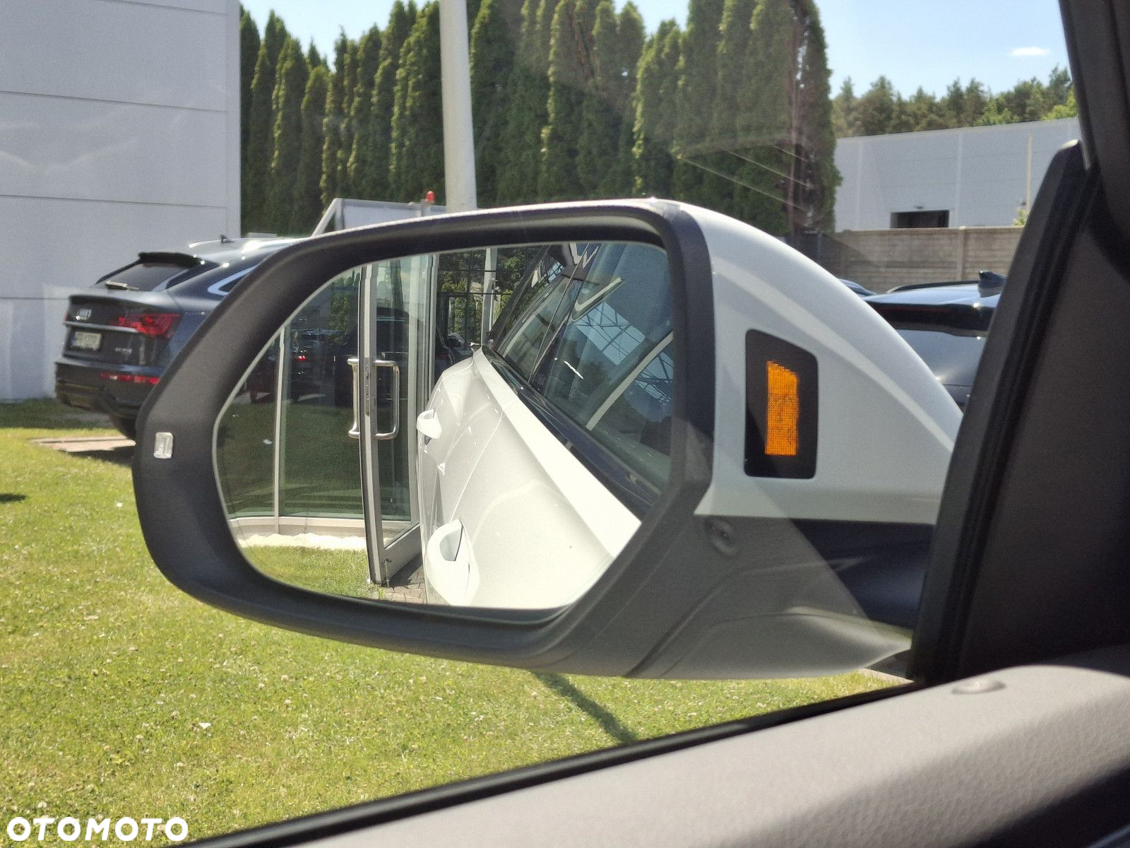 Audi Q8 - 9