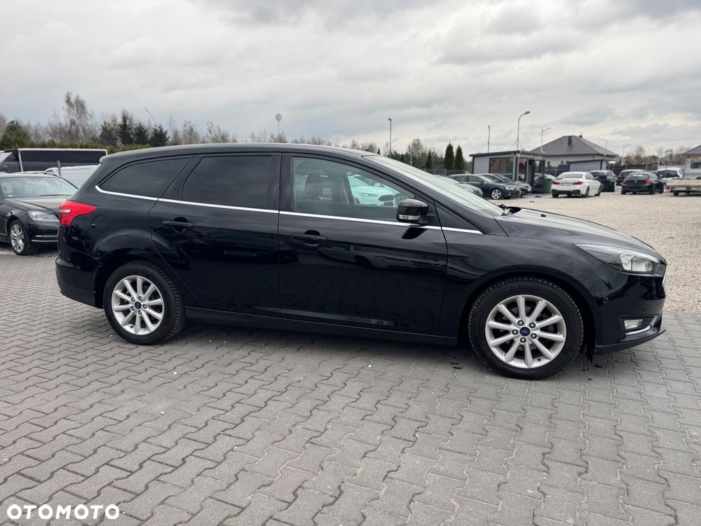 Ford Focus 1.0 EcoBoost Titanium ASS - 6