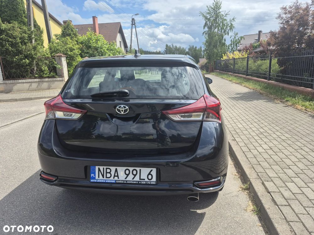 Toyota Auris 1.6 D-4D Comfort - 3