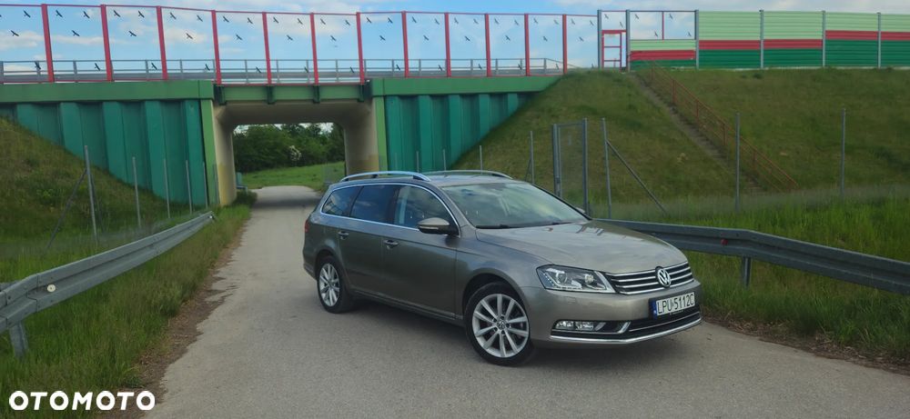 Volkswagen Passat 2.0 TDI 4Mot Highline DSG - 2
