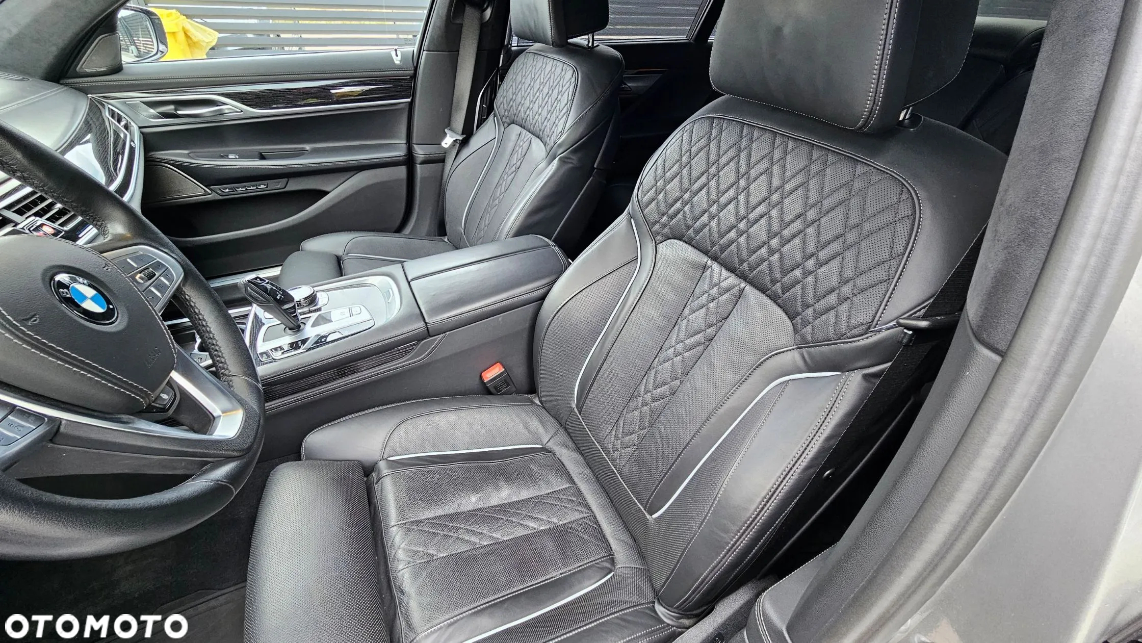 BMW Seria 7 750Li xDrive sport - 20
