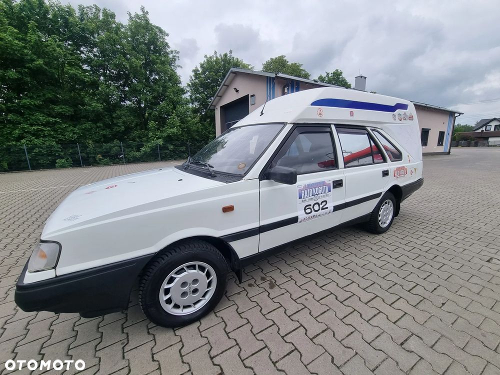 Polonez Caro - 12