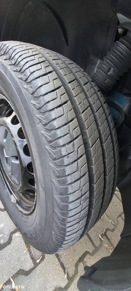 Mercedes-Benz Sprinter - 14