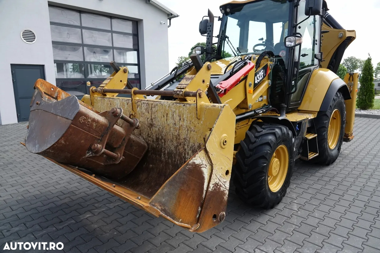 Cat 432 F2 / BULDOEXCAVATOR / AN 2019 / SET GALETE - 11