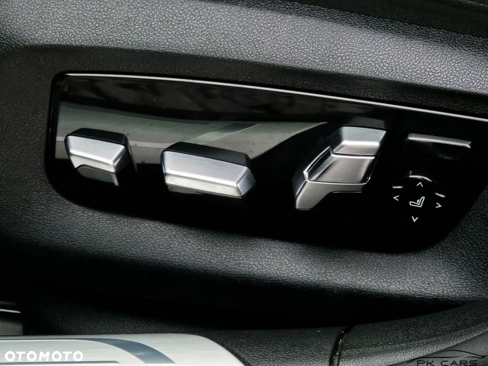 BMW Seria 7 730d xDrive - 36