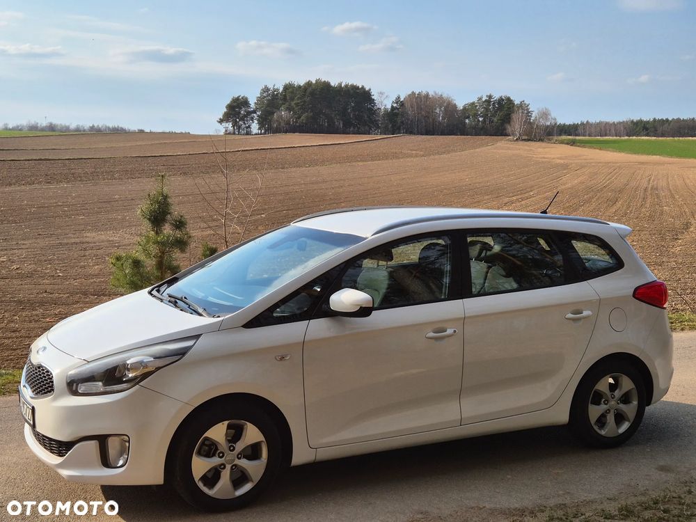 Kia Carens 1.6 GDI L - 3