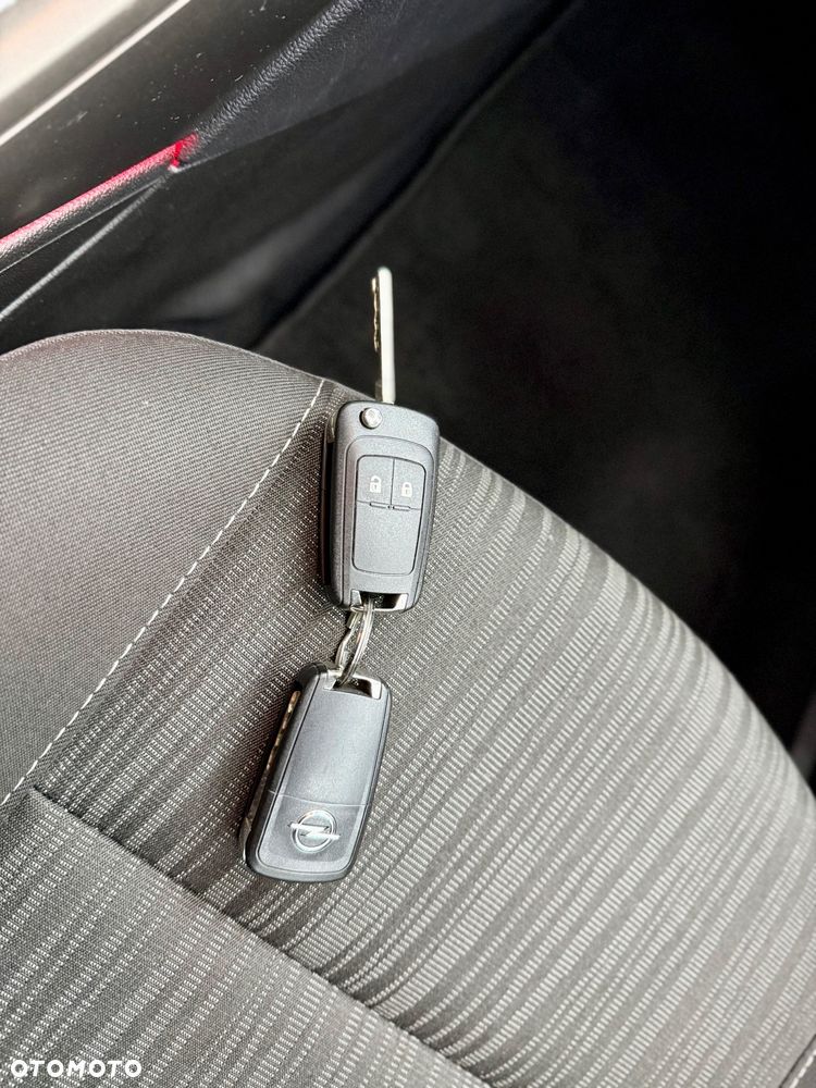 Opel Astra 1.6 Active - 30