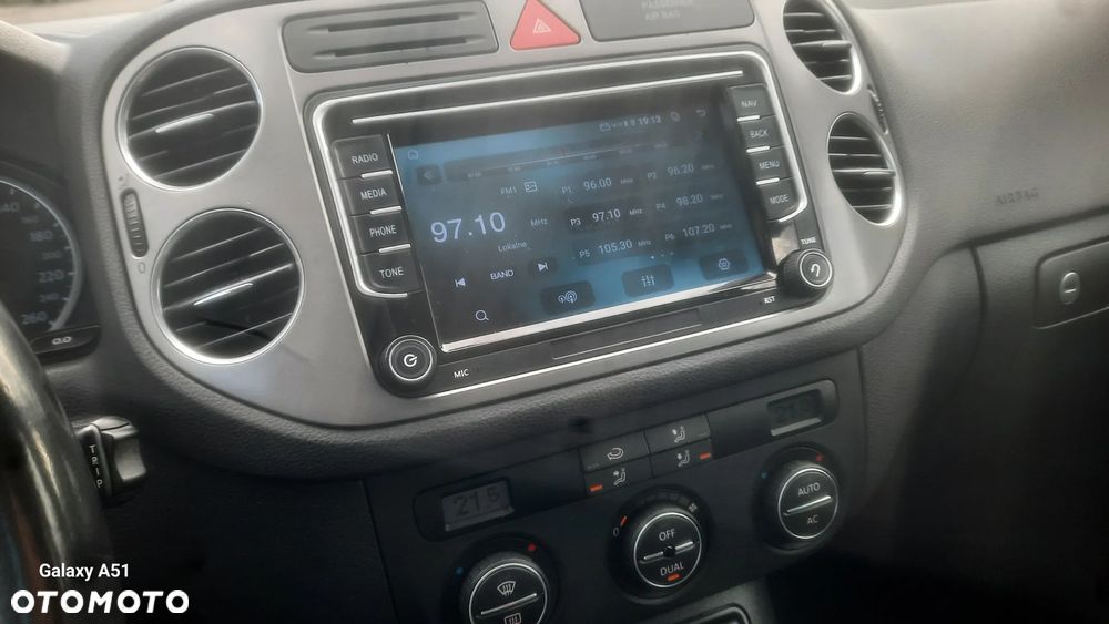 Volkswagen Tiguan - 9