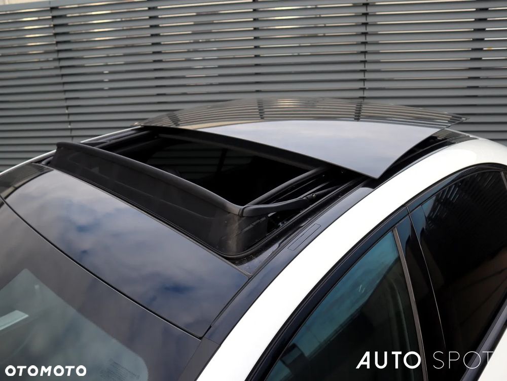 Mercedes-Benz Klasa E 450 mHEV 4-Matic AMG 9G-Tronic - 10