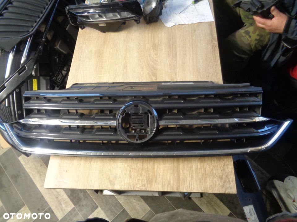 VW T-CROSS R-LINE GRILL - 1