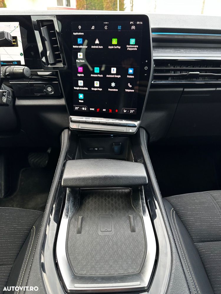 Renault Austral E-Tech Full Hybrid 200 Iconic - 16