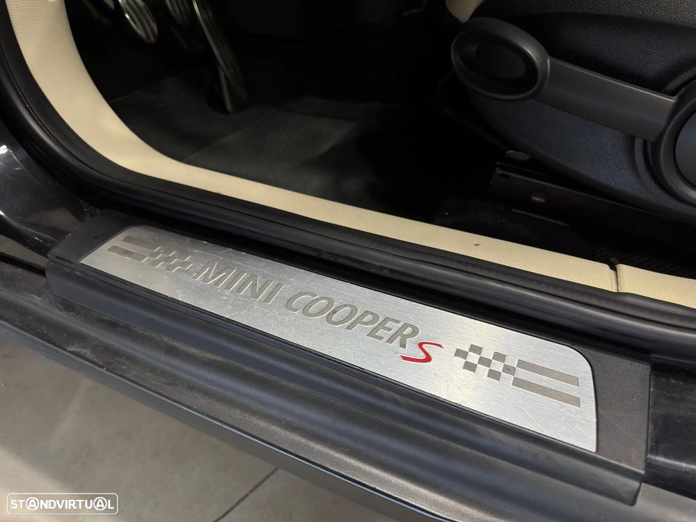 MINI Countryman Cooper S ALL4 - 14