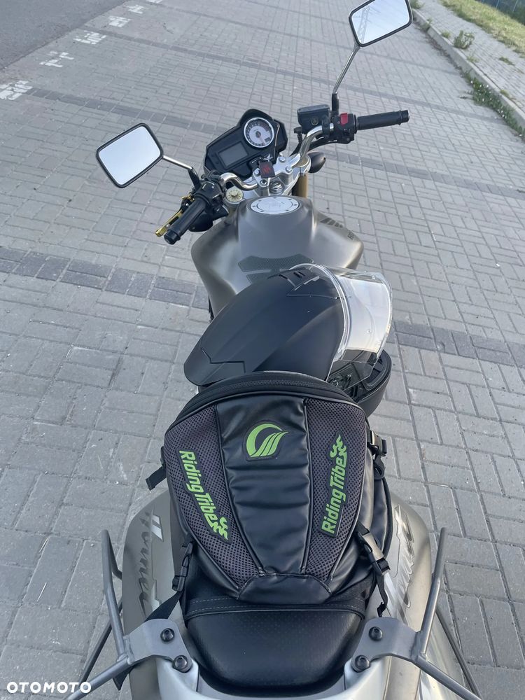 Honda Hornet - 7