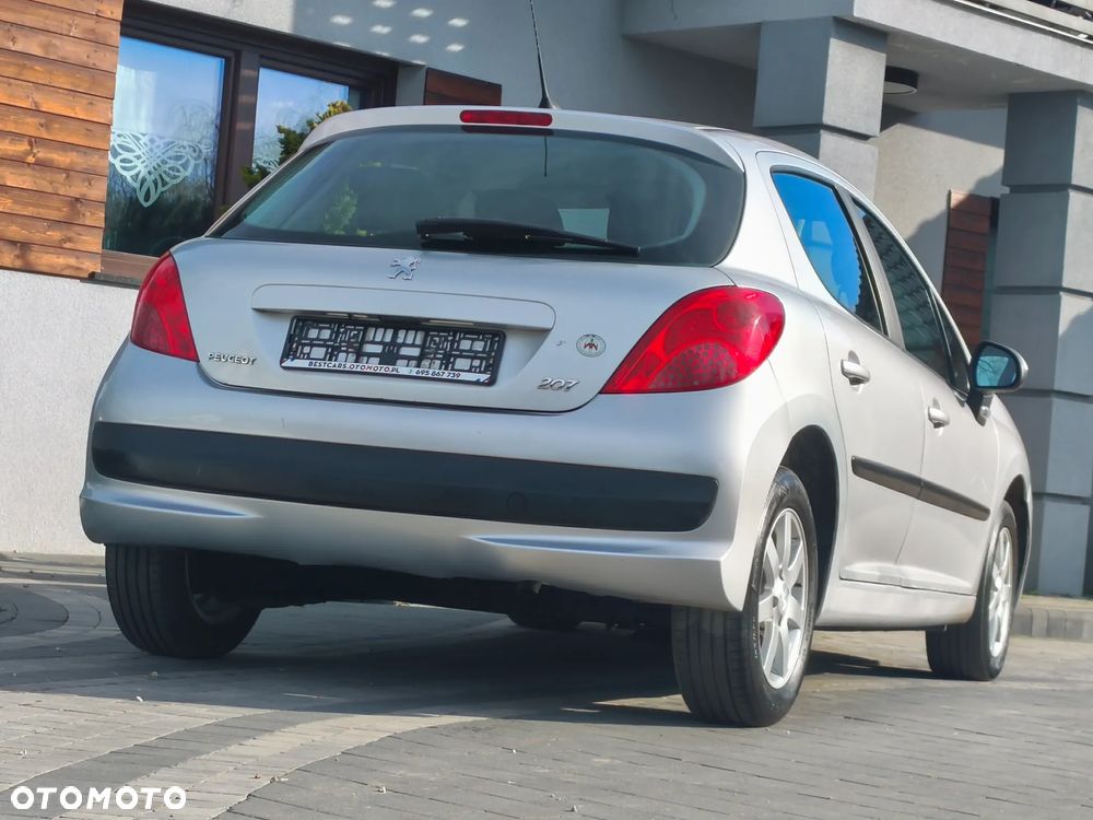 Peugeot 207 75 Urban Move - 18