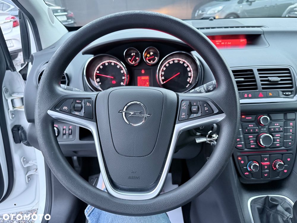 Opel Meriva 1.4 T Essentia - 27