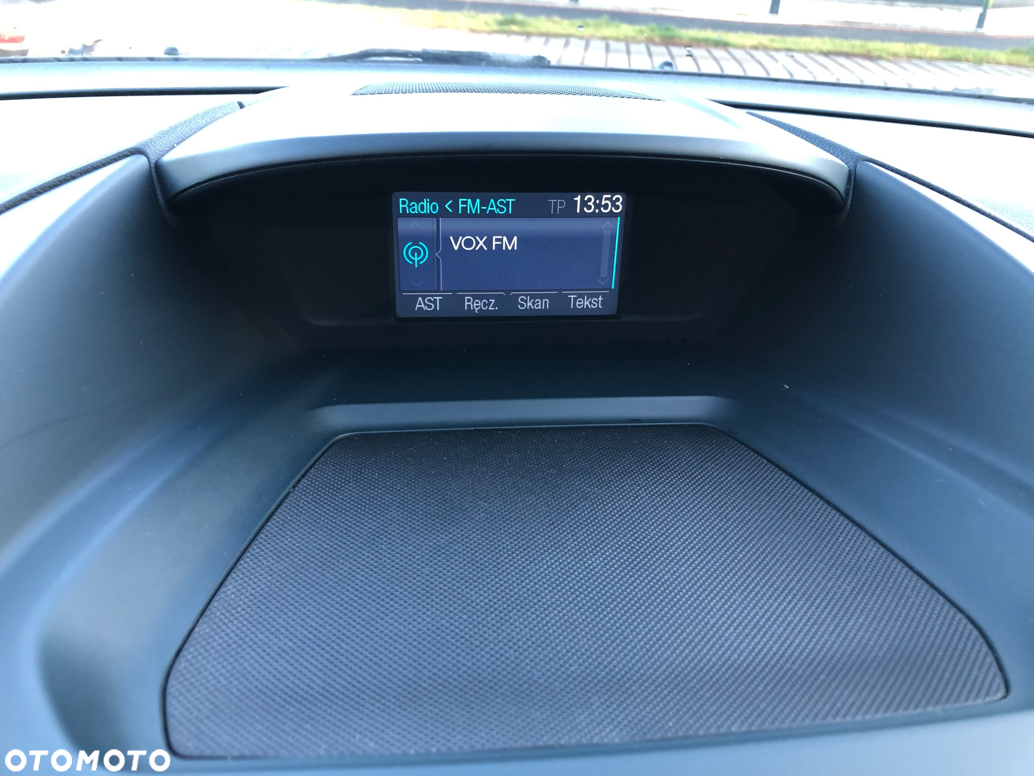 Ford Grand C-MAX - 31