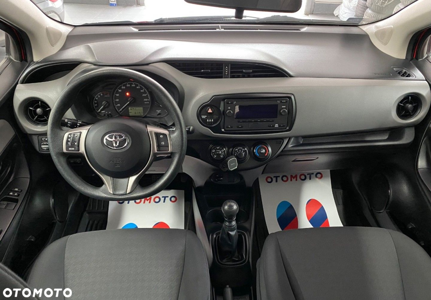Toyota Yaris - 7