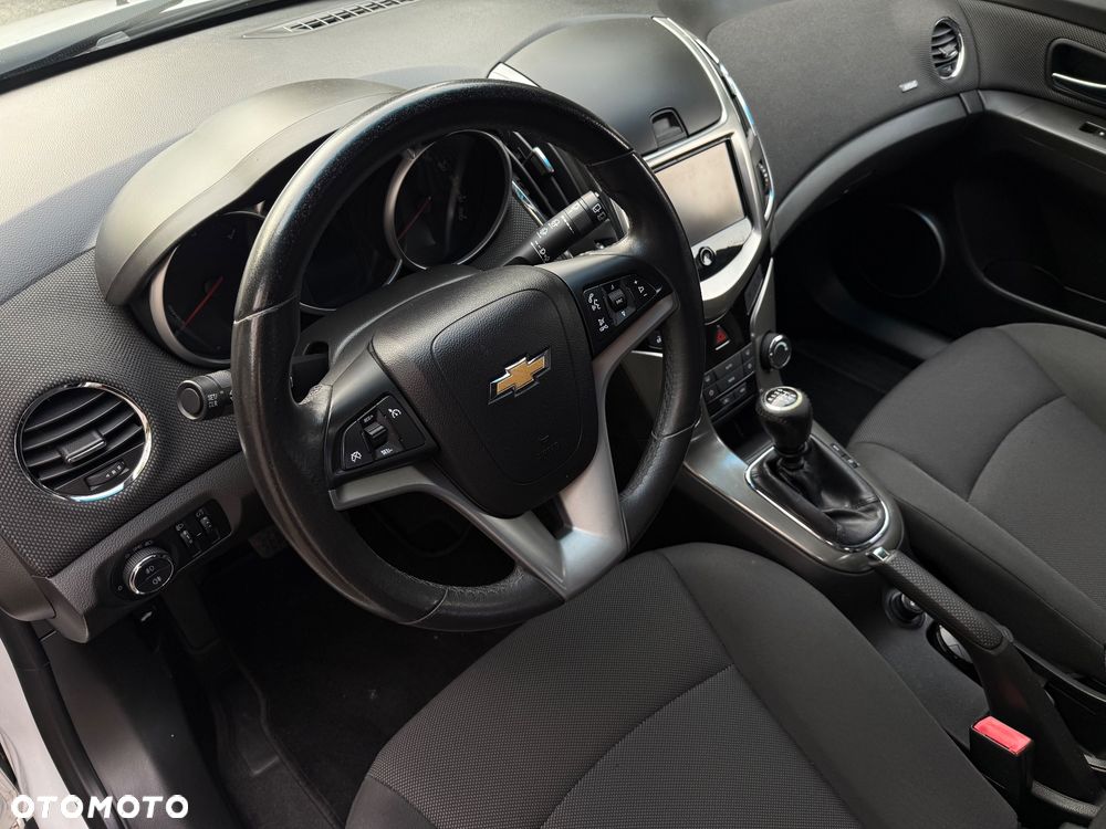 Chevrolet Cruze 1.7 D LT+ Premium - 26