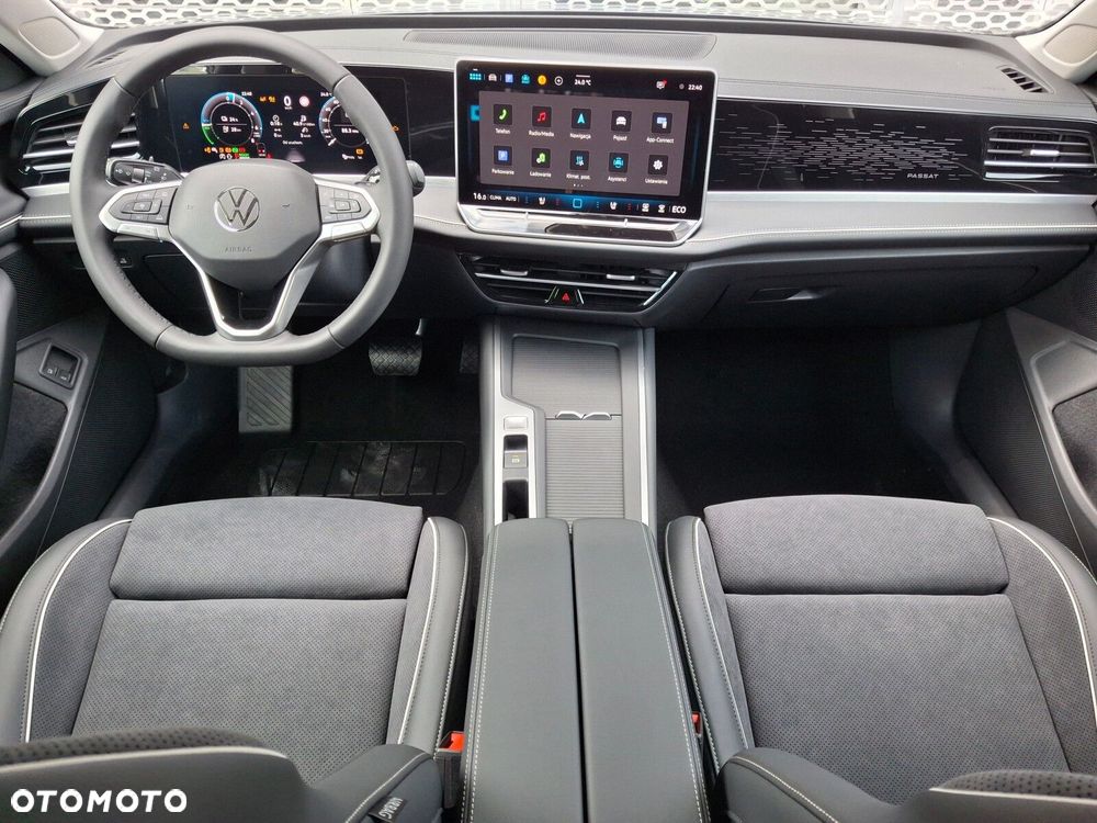 Volkswagen Passat - 24