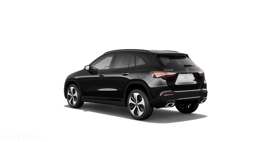 Mercedes-Benz GLA - 6