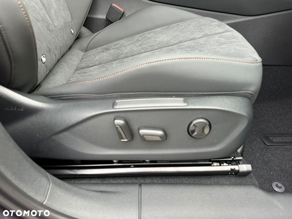 Cupra Terramar 1.5 eTSI mHEV DSG - 25
