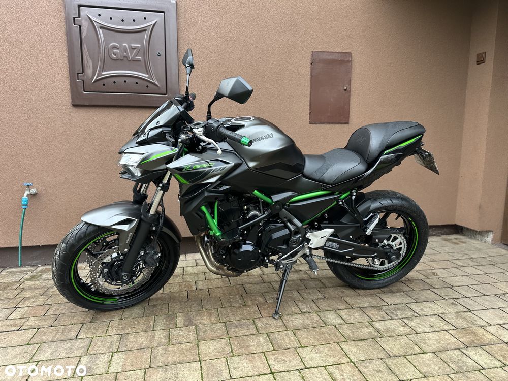 Kawasaki Z 650 - 25