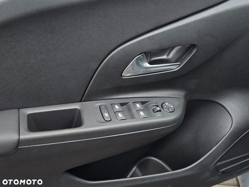 Opel Corsa 1.2 T mHEV GS eDCT - 10