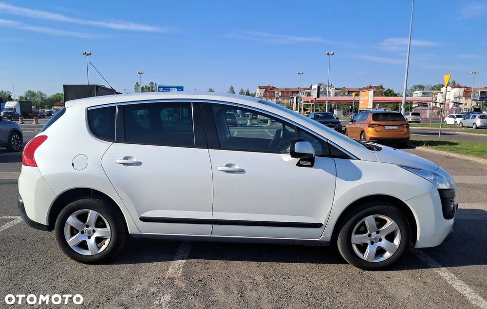Peugeot 3008 e-HDi 115 ETG6 Stop&Start Business-Line - 1