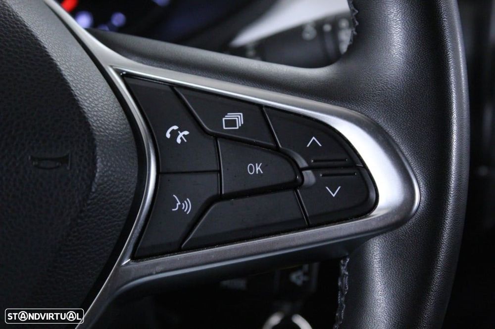 Renault Clio 1.0 TCe Evolution - 23