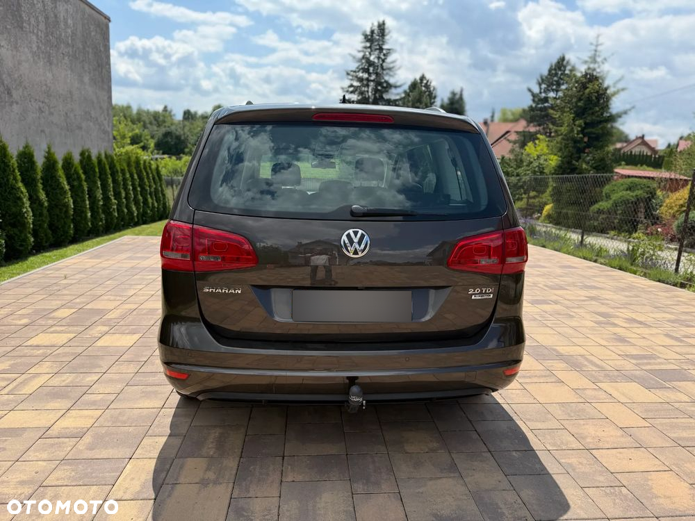 Volkswagen Sharan 2.0 TDI Highline DSG - 2
